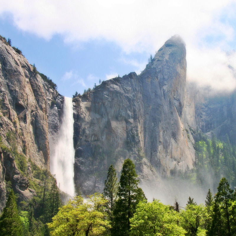 Yosemite Hikes Bridalveil Fall